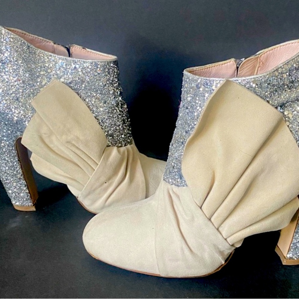 MIU MIU gently worn glitter heels (size 38 )7.5/8